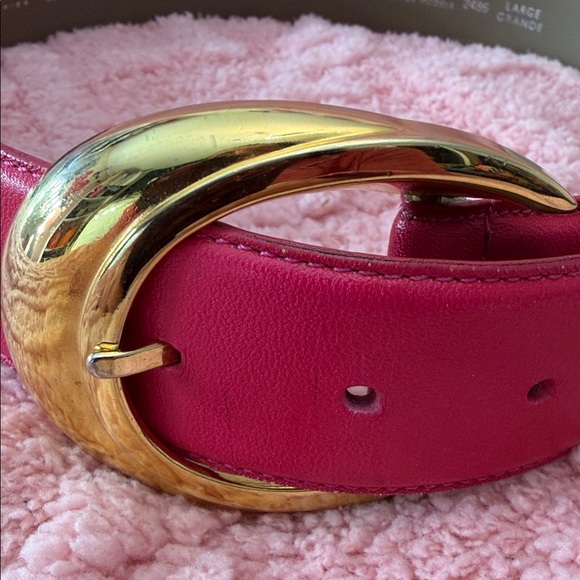 Liz Claiborne Fuchsia Belt with Gold-Tone Buckle - Picture 2 of 9